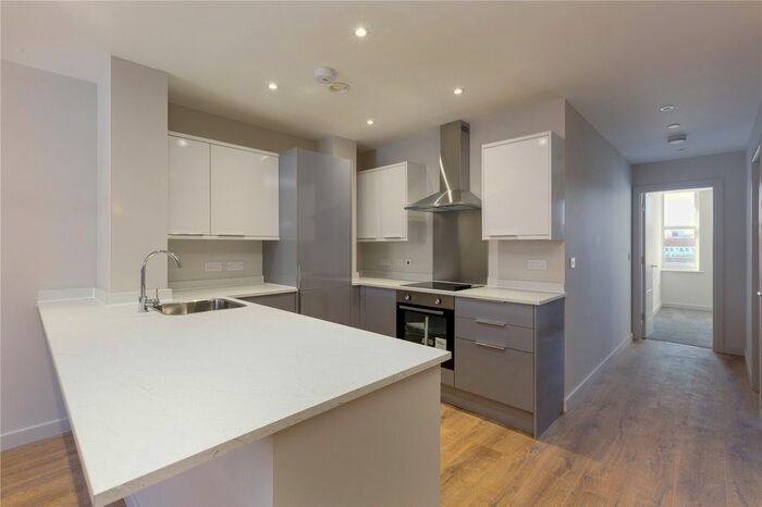 1 Bedroom Flat To Rent In Calverley Road, Tunbridge Wells, Kent, TN1