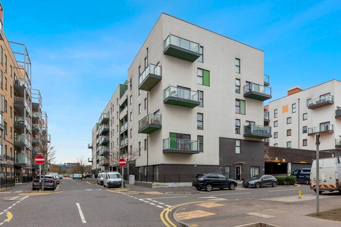 1 Bedroom Flat To Rent In Bournebrook Grove, Romford RM7