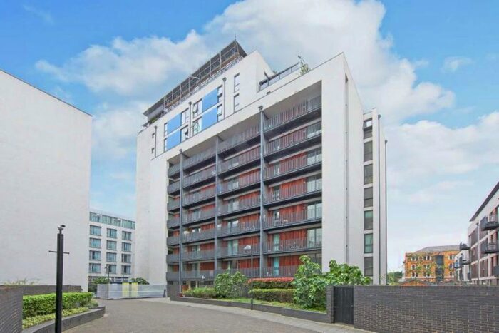 2 Bedroom Flat To Rent In City Walk, London, SE1