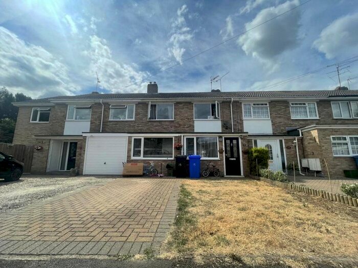 3 Bedroom Terraced House To Rent In Holly Way, Blackwater, Camberley, Hampshire, GU17