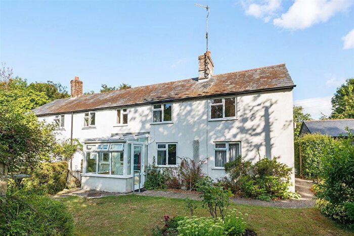3 Bedroom Semi-Detached House For Sale In Piddletrenthide, Dorchester, DT2
