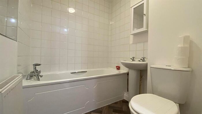 1 Bedroom Flat To Rent In Standfast Road, Henbury, Bristol, BS10
