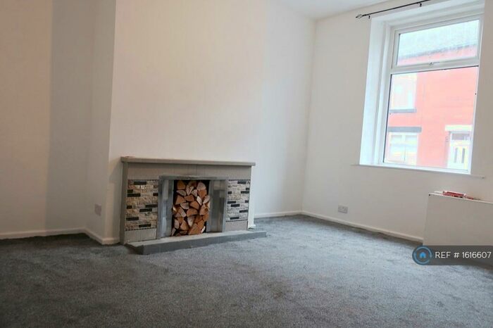 2 Bedroom Terraced House To Rent In Forest Street, Oldham, OL8