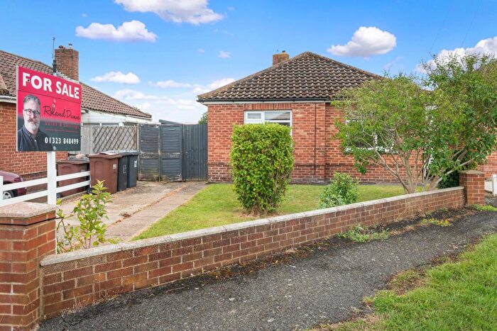 2 Bedroom Detached Bungalow For Sale In Broadview Close, Willingdon, BN20