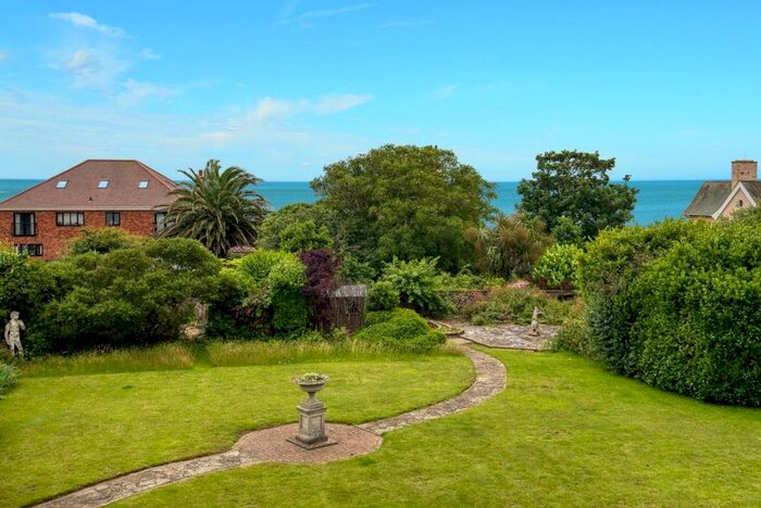 4 Bedroom Detached House To Rent In Waldron Road, Broadstairs, CT10