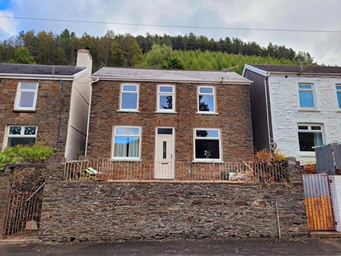 3 Bedroom Detached House For Sale In Glyn Street, Ogmore Vale, Bridgend, CF32