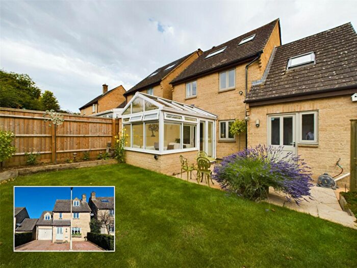 4 Bedroom Detached House For Sale In Stonelee Close, Chadlington, Chipping Norton, Oxfordshire, OX7