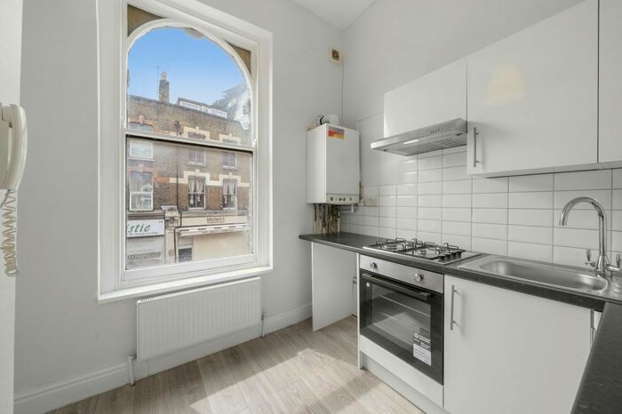 1 Bedroom Studio To Rent In Downs Road, London, E5