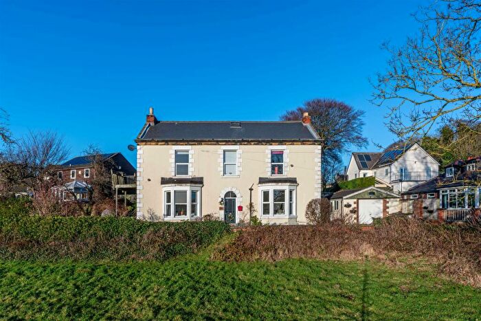 2 Bedroom Flat To Rent In Killingworth Road, Killingworth Village, NE12