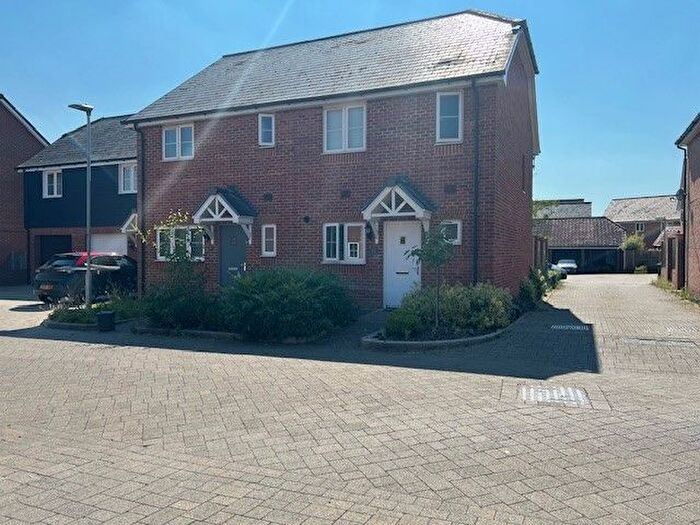 2 Bedroom Semi-Detached House To Rent In Gull Lane, Bracknell, RG12