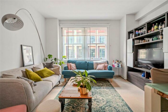 2 Bedroom Apartment To Rent In Farringdon Road, Farringdon, EC1M