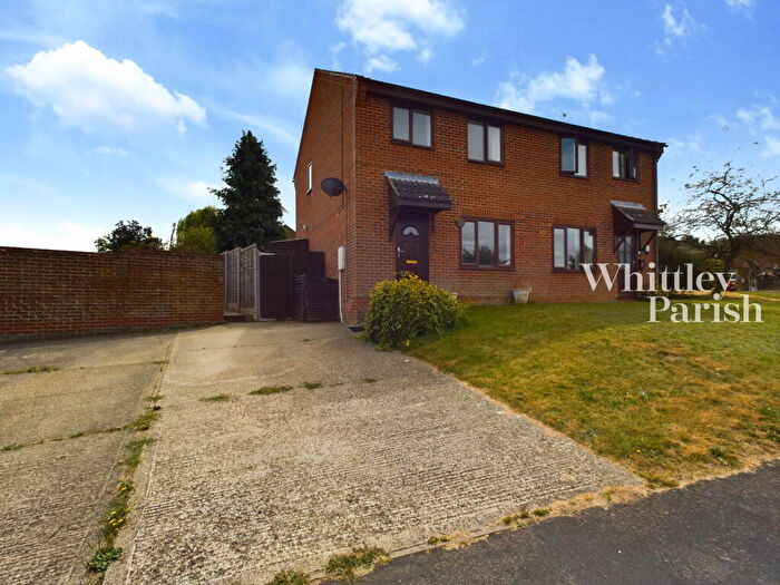 3 Bedroom Semi-Detached House For Sale In Wheatfields, Rickinghall, IP22