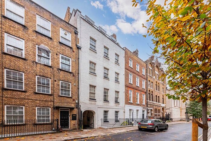 2 Bedroom Flat To Rent In Old Gloucester Street, Bloomsbury, WC1N