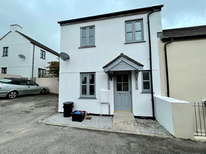3 Bedroom Property To Rent In Halbullock View, Truro, TR1