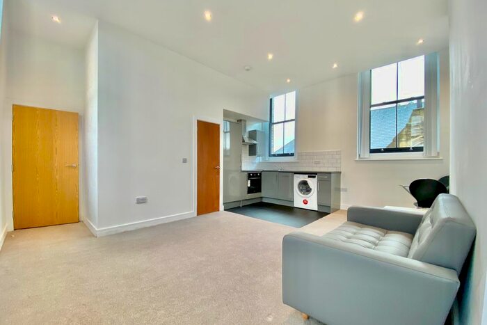 1 Bedroom Flat To Rent In Vicar Lane, Bradford, BD1