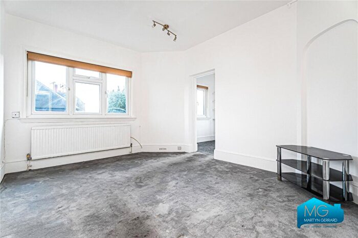 1 Bedroom Apartment To Rent In Fortis Green, East Finchley, N2