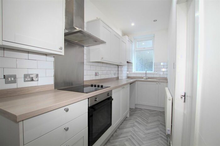 3 Bedroom Terraced House To Rent In Knowles Street, Denholme, Bradford, BD13