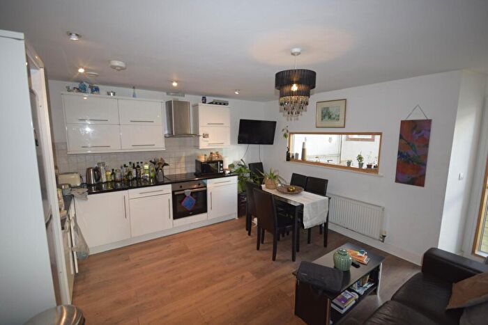 3 Bedroom House To Rent In Knight Street, Liverpool, L1