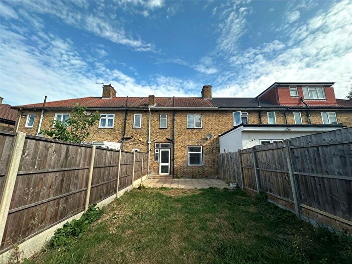 3 Bedroom Terraced House For Sale In Ravenscar Road, Bromley, BR1