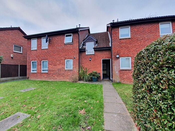 Studio To Rent In St. George Close, Bursledon, SO31