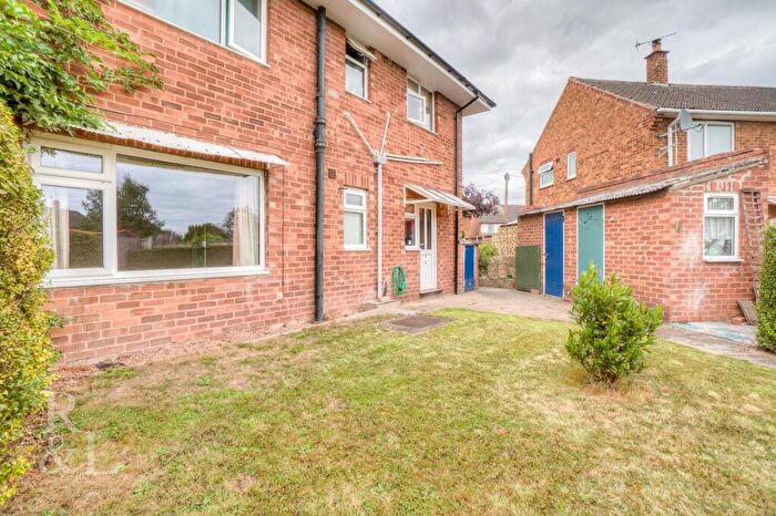 2 Bedroom Flat For Sale In Green Acre, Edwalton, Nottingham, NG12