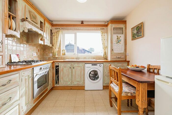 2 Bedroom Bungalow For Sale In Manor Road, North Hykeham, Lincoln, Lincolnshire, LN6