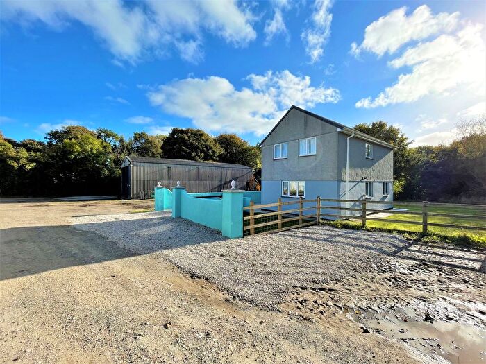 3 Bedroom Detached House For Sale In Leedstown, Hayle, TR27