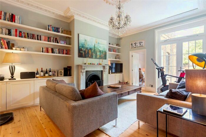 4 Bedroom Flat To Rent In Gloucester Drive, Finsbury Park, N4