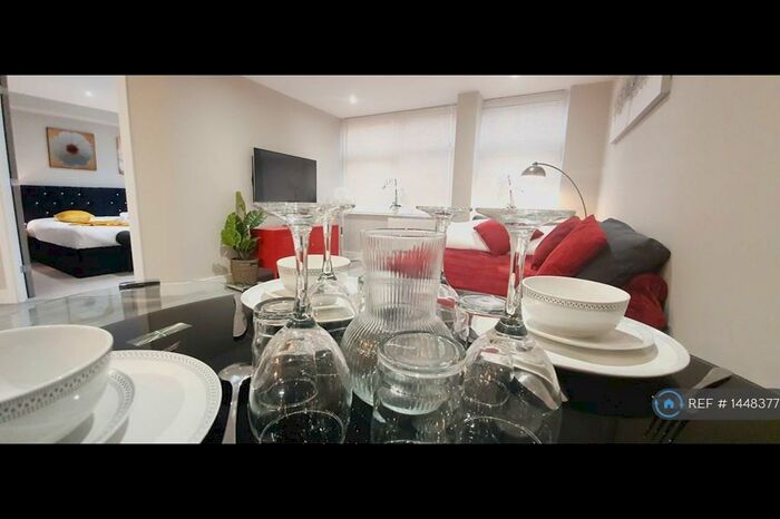 1 Bedroom Flat To Rent In Glasshouse, Bedford, MK40