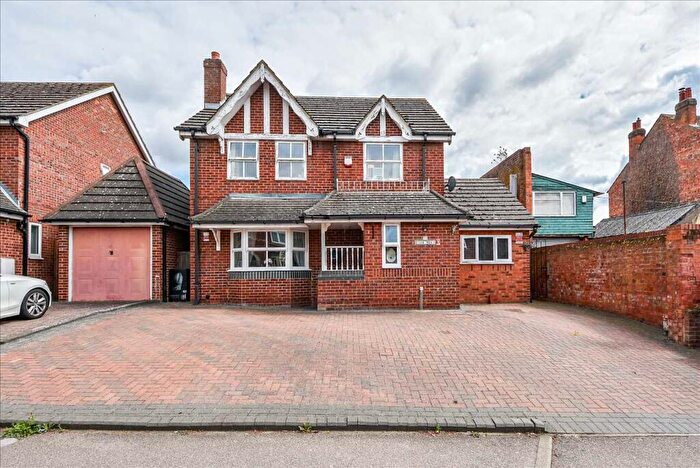 4 Bedroom Detached House For Sale In Park Mews, Park Road, Wellingborough, NN8