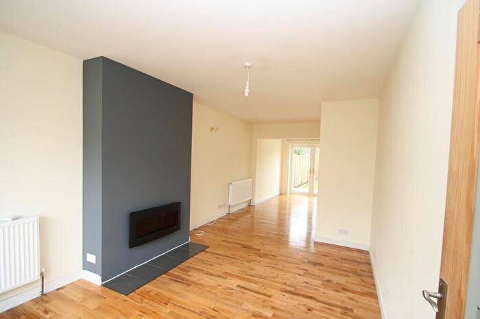 2 Bedroom House To Rent In Linton Crescent, Leeds, West Yorkshire, LS17