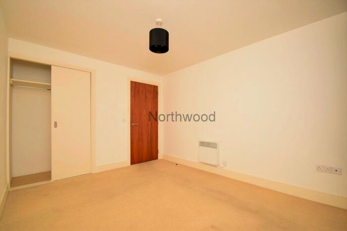 1 Bedroom Flat To Rent In College Street, Ipswich, IP4