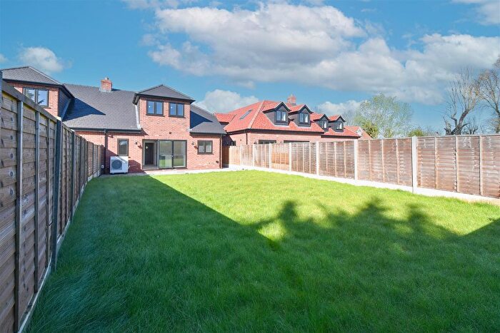 3 Bedroom Semi Detached House For Sale In Banters Lane, Great Leigh’S, Chelmsford, CM3