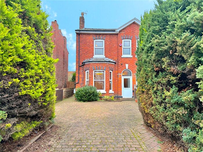 3 Bedroom Semi Detached House For Sale In Belmont Street, Southport, PR8