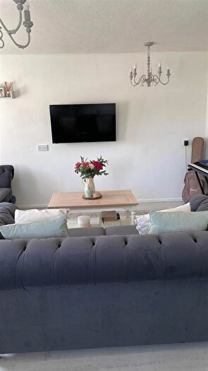 1 Bedroom Flat To Rent In Runswick Court, Stevenage, SG1