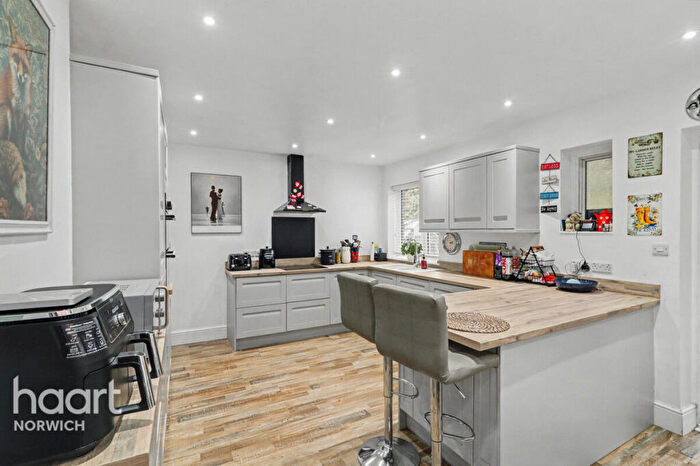 3 Bedroom Detached Bungalow For Sale In Galley Hill, Norwich, NR3