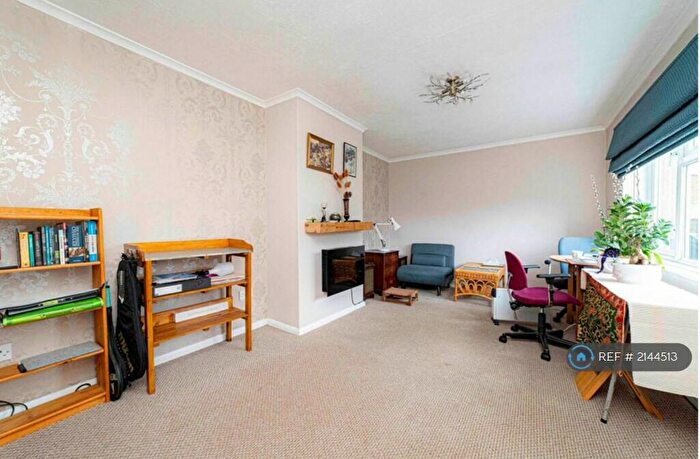 2 Bedroom Flat To Rent In Aylesham, Canterbury, CT3