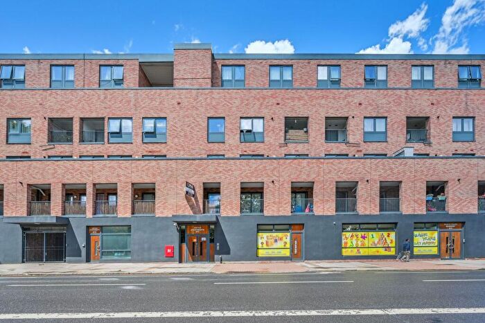 1 Bedroom Flat To Rent In Jeeyas Apartments, , Canning Town, London, E16