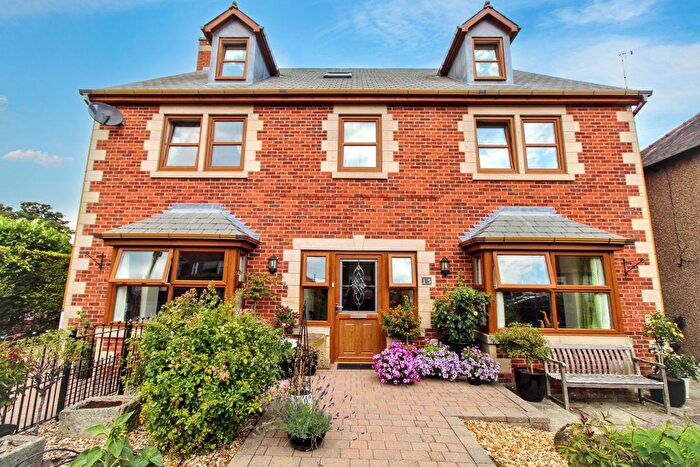 5 Bedroom Detached House For Sale In Homedale, Prudhoe, NE42