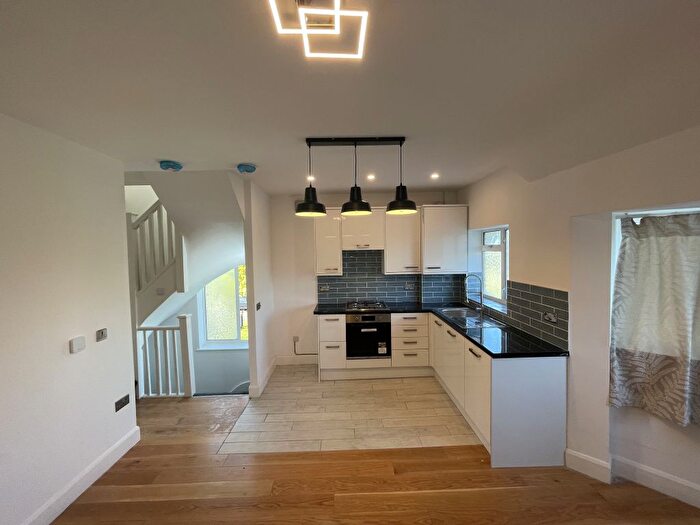 2 Bedroom Flat To Rent In St. Michaels Avenue, Wembley, HA9