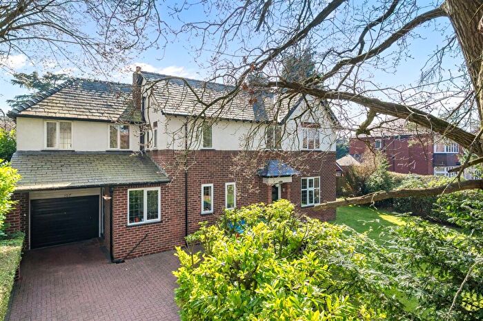 4 Bedroom Detached House For Sale In Moss Lane, Sale, M33