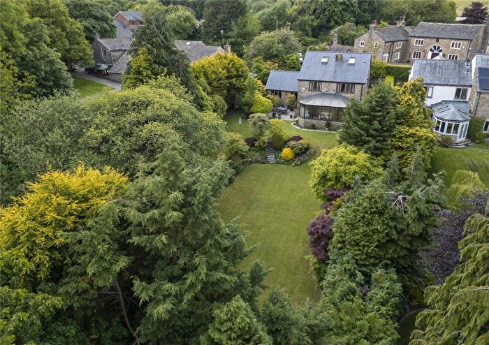 5 Bedroom Detached House For Sale In Wolstenholme Fold, Norden, Rochdale, OL11