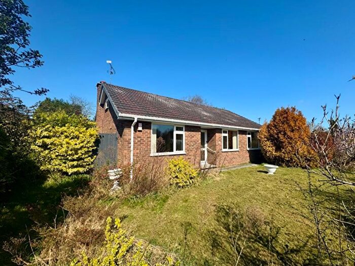 3 Bedroom Bungalow For Sale In Princess Road, Allostock, WA16