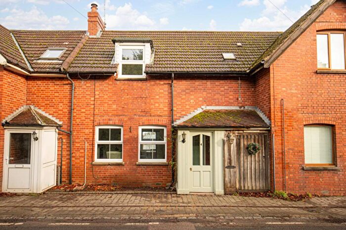 2 Bedroom Terraced House For Sale In Duckyls Cottages, Selsfield Road West Hoathly Forest Row, RH19