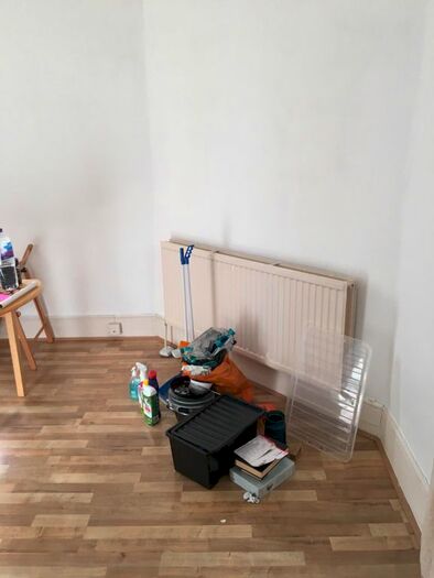 Studio To Rent In Kilburn High Road, London, NW6