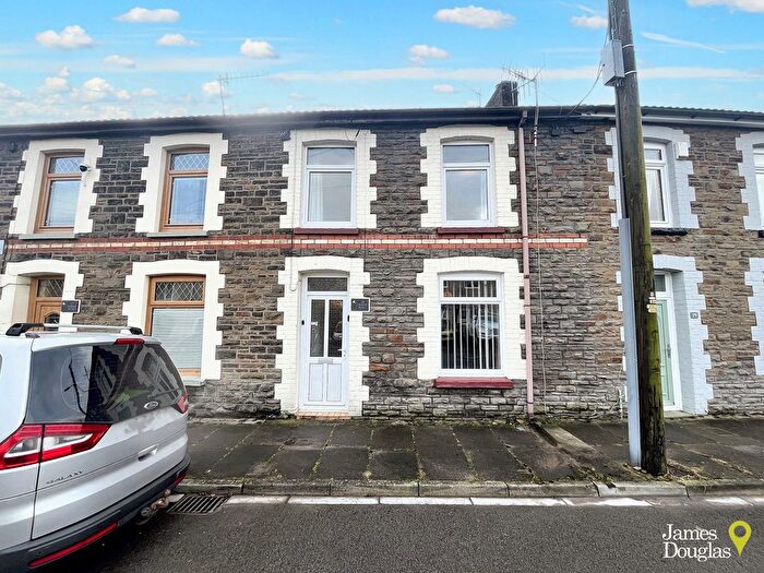 3 Bedroom Terraced House For Sale In Barry Road, Pwllgwaun, Pontypridd, CF37