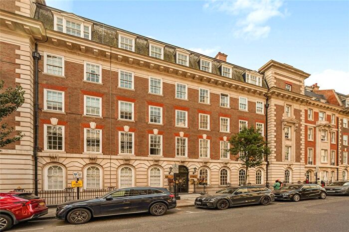 2 Bedroom Flat For Sale In Weymouth Street, Marylebone, London, W1W