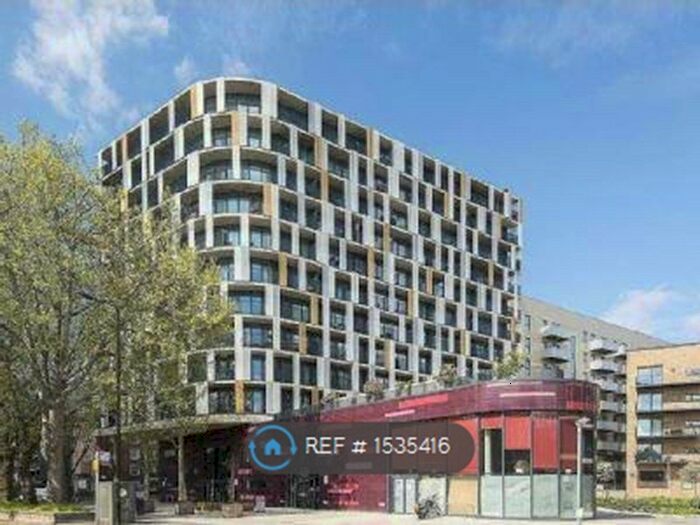 Studio To Rent In Atkins Square, London, E8