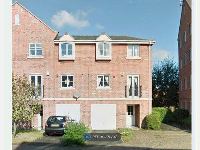 4 Bedroom Terraced House To Rent In Henry Bird Court, Northampton NN4