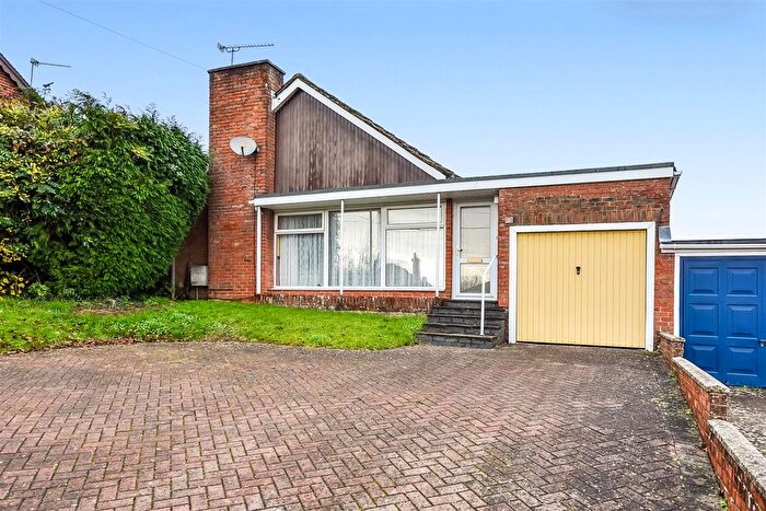 3 Bedroom Detached Bungalow For Sale In Foxcotte Road, Charlton, Andover, SP10